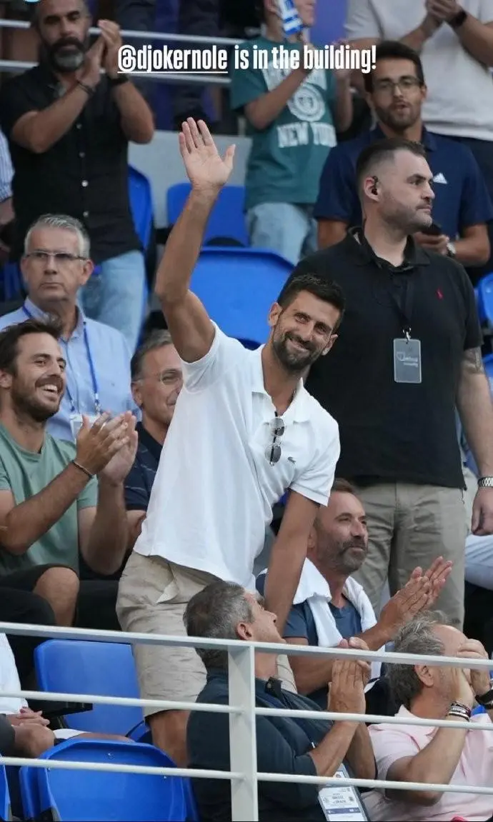 九游官网入口充值-败北首场状态出色，巴塞罗那观众沸腾！，德约科维奇重返赛场比赛高潮迭起-九游官网入口充值