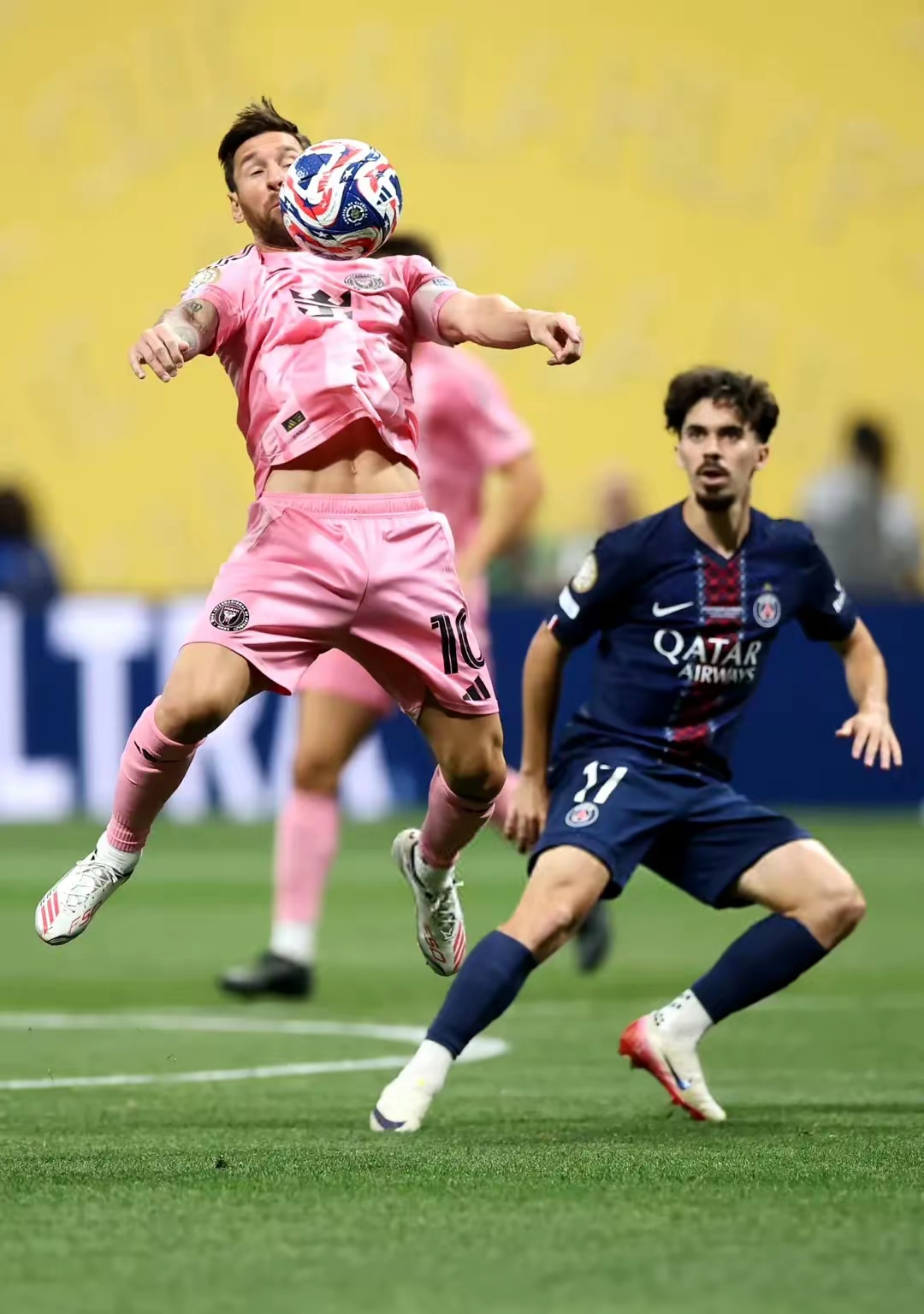 九游官网入口地址-加时末段突围战来临；巴黎圣日耳曼围绕葡超再遭质疑；球迷炸锅；身体对抗强度拉满-九游官网入口地址